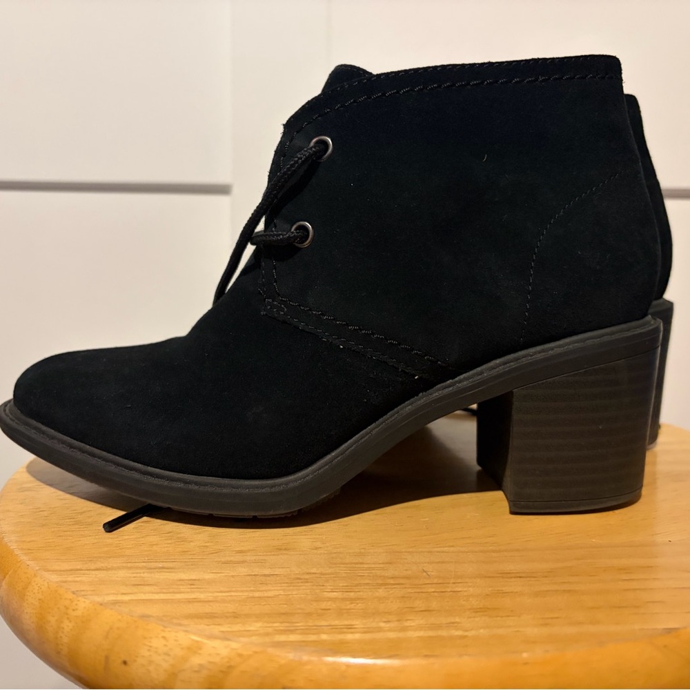 Clark’s Black Suede Bootie’s